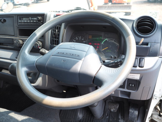 三菱ふそうキャンター高圧洗浄車小型（2t・3t）[写真35]