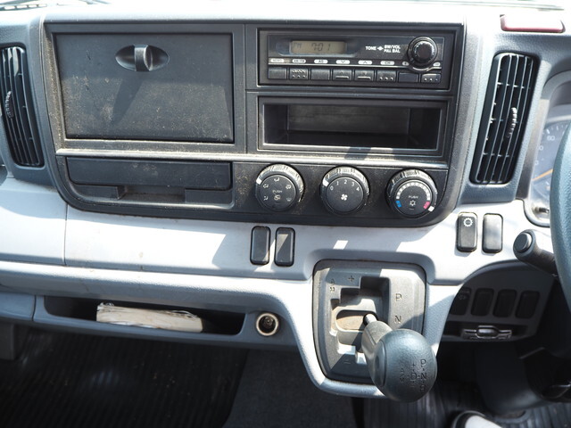 三菱ふそうキャンター高圧洗浄車小型（2t・3t）[写真37]