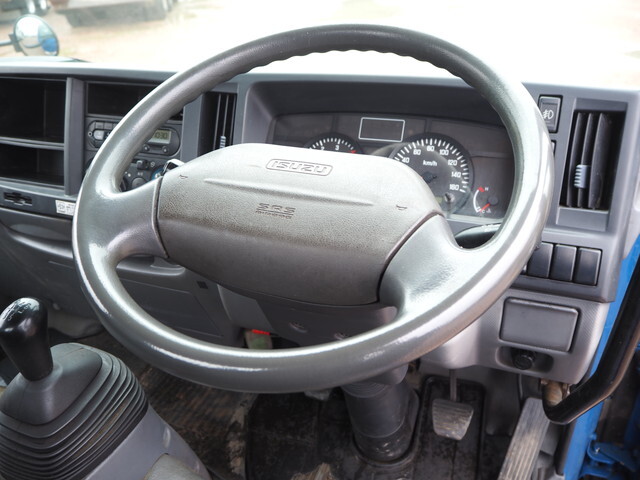 いすゞエルフバキュームカー小型（2t・3t）[写真12]