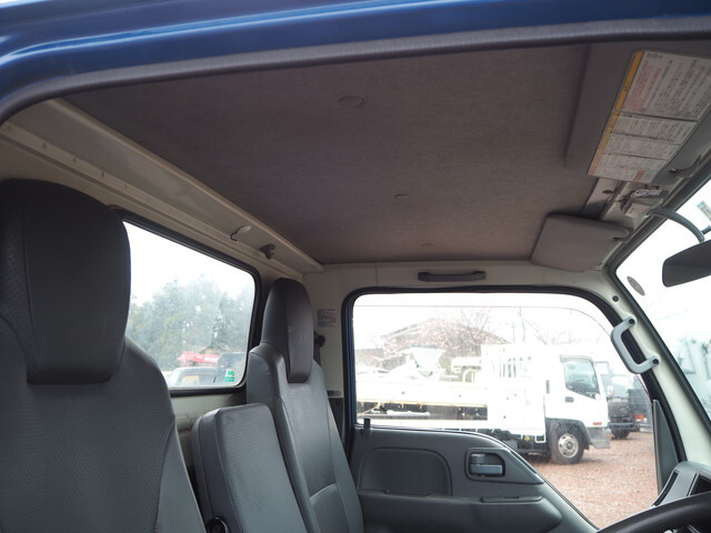 いすゞエルフバキュームカー小型（2t・3t）[写真16]