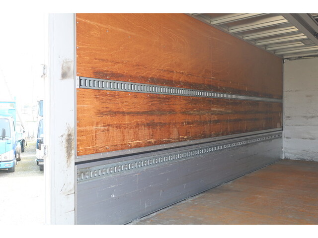 日野レンジャーアルミウイング増トン（6t・8t）[写真17]