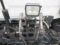 UDトラックスクオントレーラーヘッド（トラクターヘッド）大型（10t）[写真20]