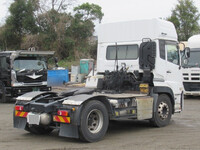 UDトラックスクオントレーラーヘッド（トラクターヘッド）大型（10t）[写真05]