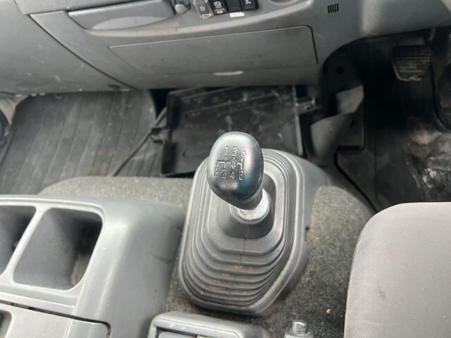 いすゞフォワードクレーン4段中型（4t）[写真25]