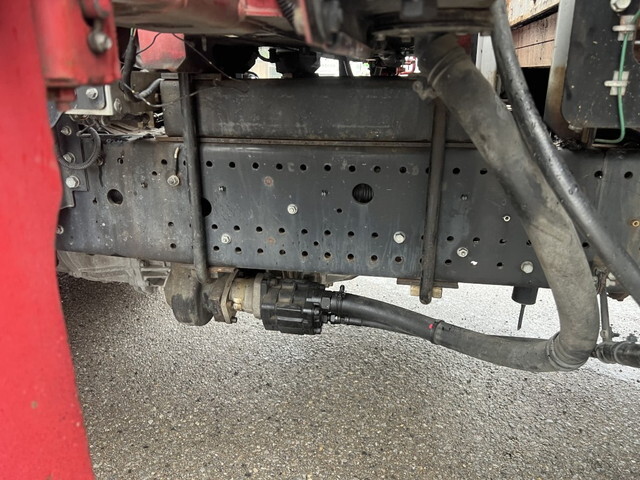 いすゞフォワードクレーン4段中型（4t）[写真32]