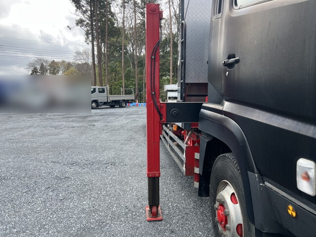 三菱ふそうスーパーグレートセルフクレーン5段大型（10t）[写真12]