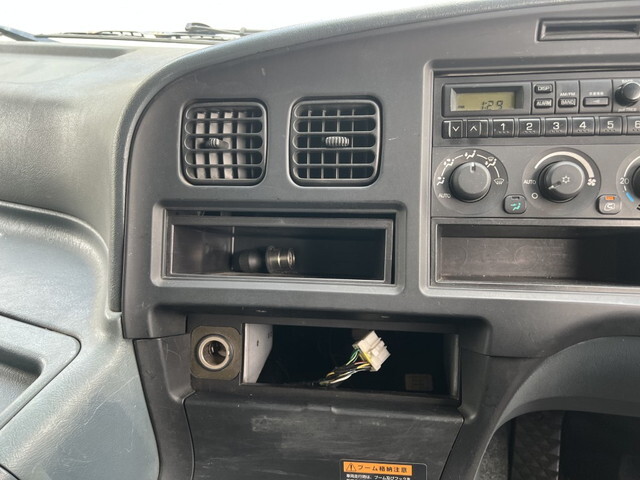 三菱ふそうスーパーグレートセルフクレーン5段大型（10t）[写真25]