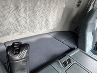 三菱ふそうスーパーグレートセルフクレーン5段大型（10t）[写真28]