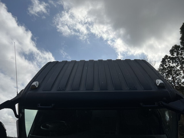 三菱ふそうスーパーグレートセルフクレーン5段大型（10t）[写真32]