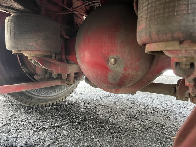 三菱ふそうスーパーグレートセルフクレーン5段大型（10t）[写真38]