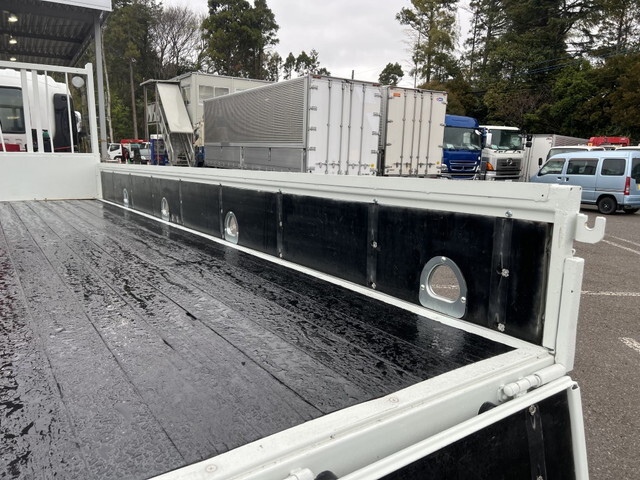 いすゞフォワードクレーン4段中型（4t）[写真08]