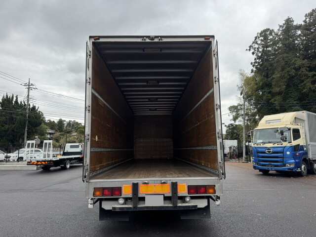 日野レンジャーアルミバン中型（4t）[写真11]