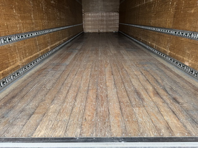 日野レンジャーアルミバン中型（4t）[写真12]