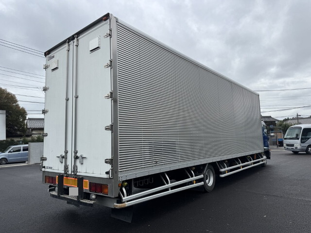 日野レンジャーアルミバン中型（4t）[写真02]