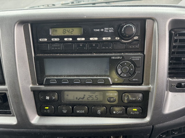 日野レンジャーアルミバン中型（4t）[写真21]