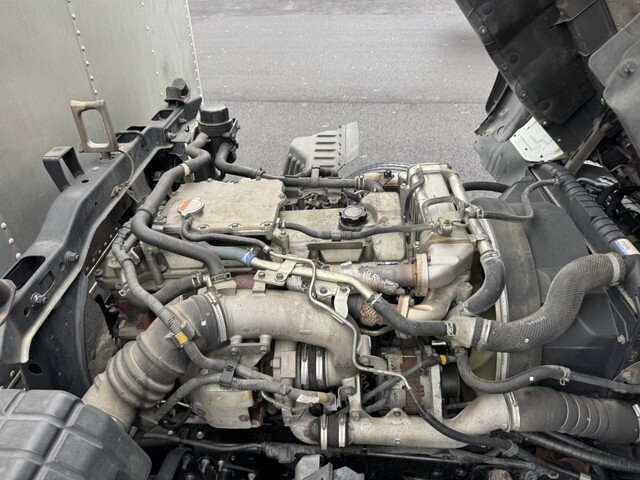 日野レンジャーアルミバン中型（4t）[写真30]