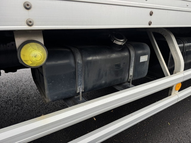 日野レンジャーアルミバン中型（4t）[写真31]