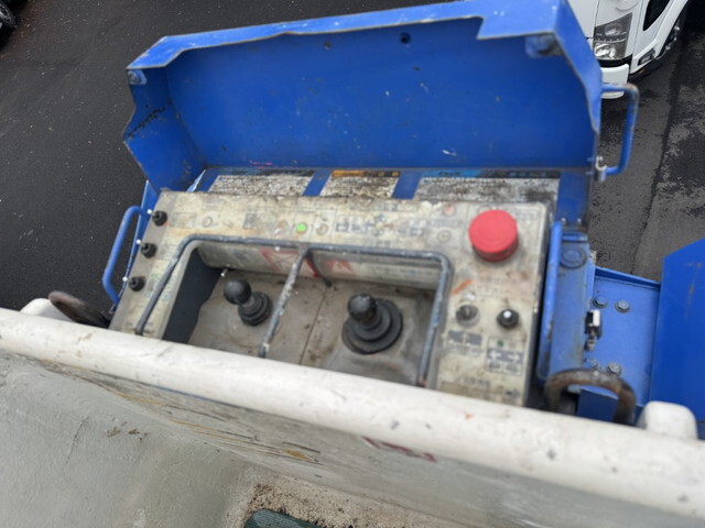 日野レンジャー高所作業車中型（4t）[写真10]