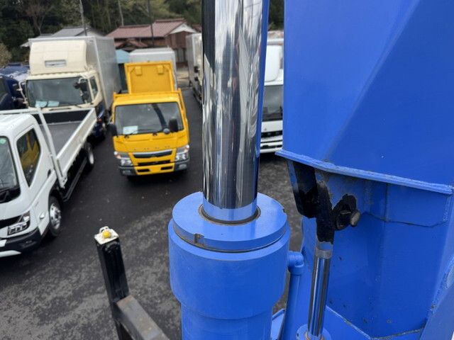 日野レンジャー高所作業車中型（4t）[写真12]