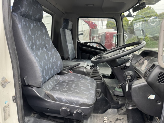 日野レンジャー高所作業車中型（4t）[写真16]