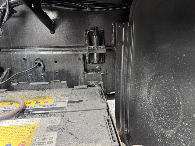 日野レンジャー高所作業車中型（4t）[写真30]