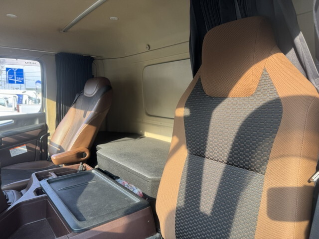 日野プロフィアアルミウイング大型（10t）[写真24]