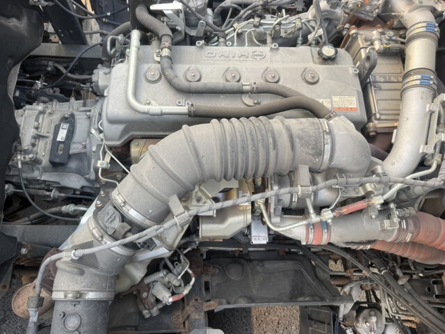 日野プロフィアアルミウイング大型（10t）[写真35]