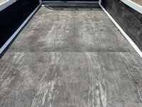 いすゞエルフ平ボディ小型（2t・3t）[写真12]