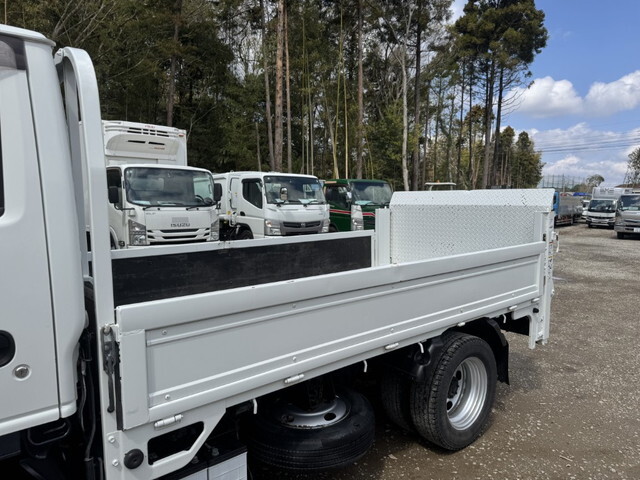 いすゞエルフ平ボディ小型（2t・3t）[写真05]