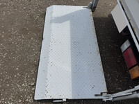 いすゞエルフ平ボディ小型（2t・3t）[写真10]