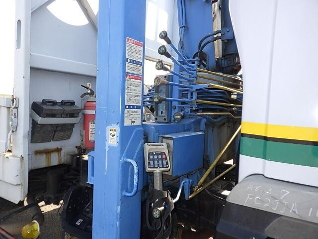 日野レンジャーセルフクレーン4段中型（4t）[写真09]