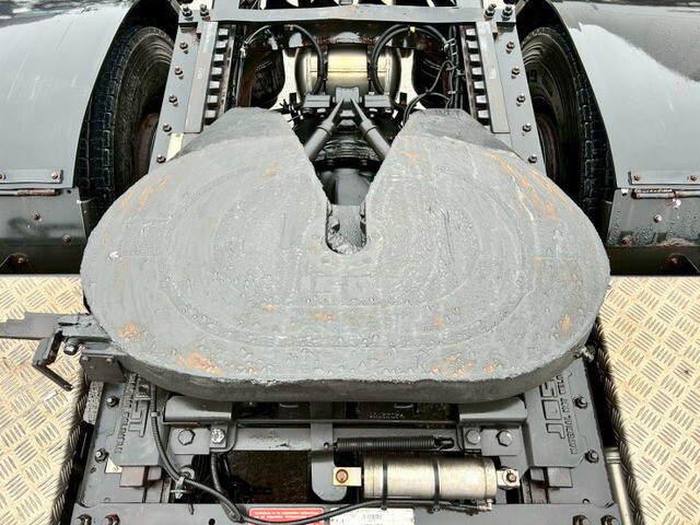 三菱ふそうスーパーグレートトレーラーヘッド（トラクターヘッド）大型（10t）[写真07]