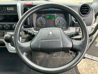 三菱ふそうキャンターアルミウイング小型（2t・3t）[写真24]