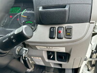 三菱ふそうキャンターアルミウイング小型（2t・3t）[写真27]