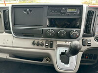 三菱ふそうキャンターアルミウイング小型（2t・3t）[写真28]