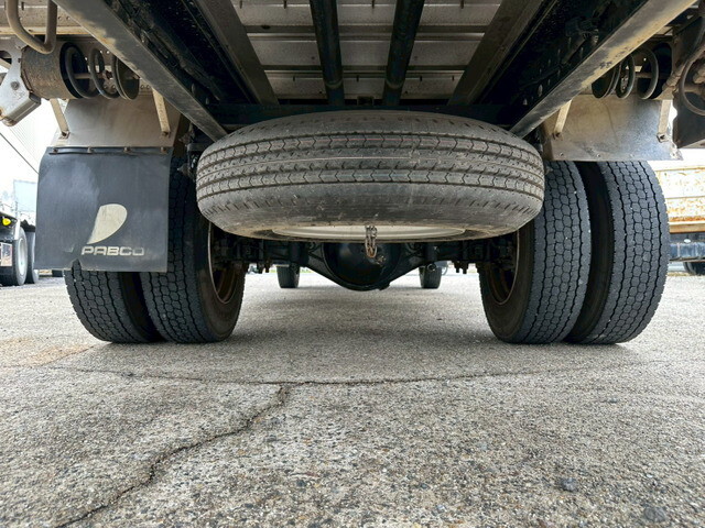 三菱ふそうキャンターアルミウイング小型（2t・3t）[写真40]