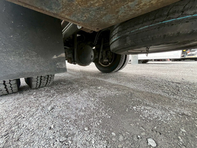 日野デュトロ冷凍車（冷蔵車）小型（2t・3t）[写真40]