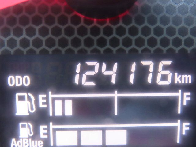 いすゞギガミキサー車（コンクリートミキサー）大型（10t）[写真38]