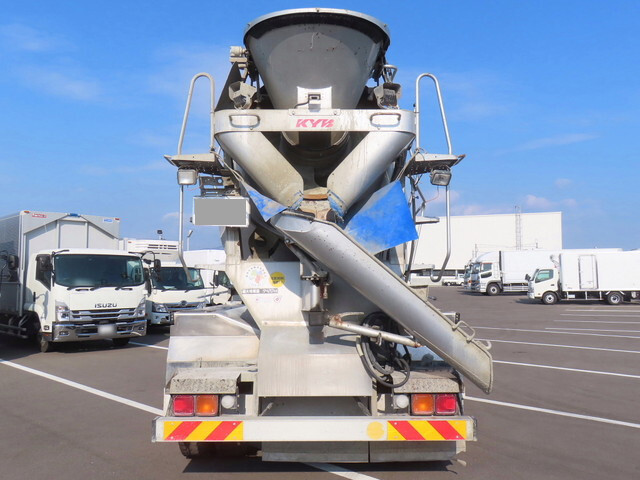 いすゞギガミキサー車（コンクリートミキサー）大型（10t）[写真06]