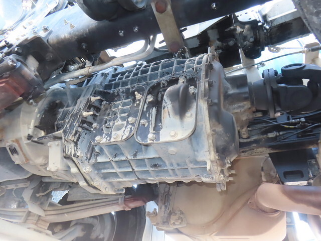 いすゞギガミキサー車（コンクリートミキサー）大型（10t）[写真07]