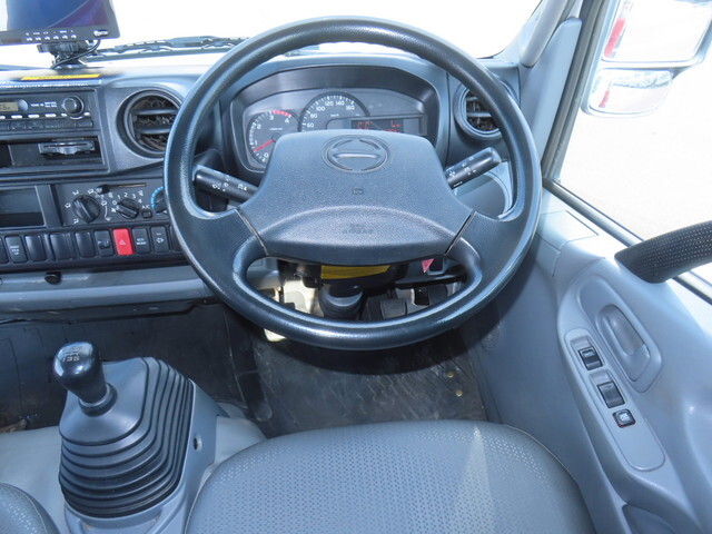 日野デュトロクレーン3段小型（2t・3t）[写真21]