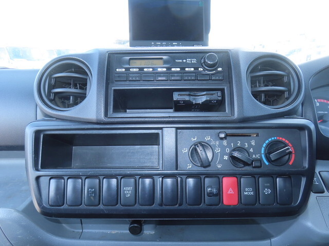 日野デュトロクレーン3段小型（2t・3t）[写真23]