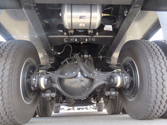 三菱ふそうスーパーグレートダンプ大型（10t）[写真11]