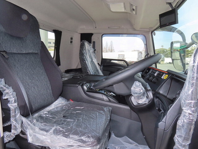 三菱ふそうスーパーグレートダンプ大型（10t）[写真16]