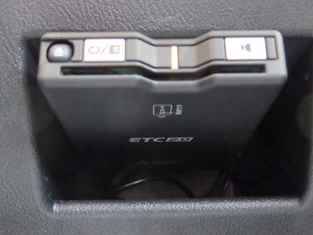 三菱ふそうスーパーグレートダンプ大型（10t）[写真21]