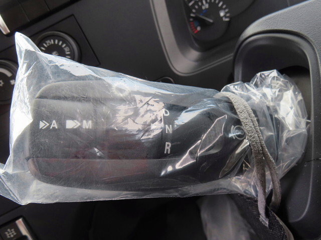 三菱ふそうスーパーグレートダンプ大型（10t）[写真25]