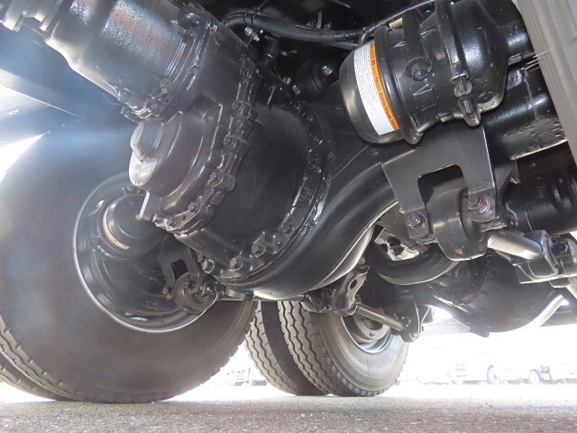 三菱ふそうスーパーグレートダンプ大型（10t）[写真08]