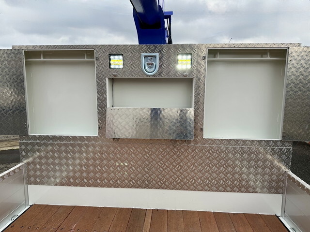 三菱ふそうファイタークレーン4段増トン（6t・8t）[写真12]