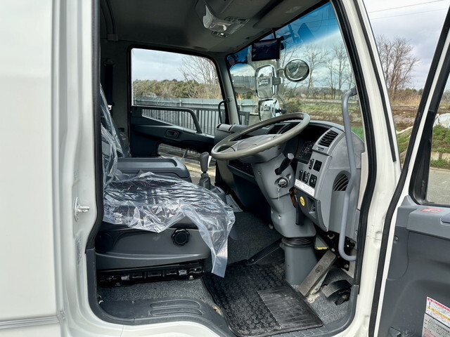 三菱ふそうファイタークレーン4段増トン（6t・8t）[写真25]