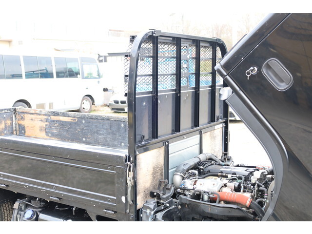 いすゞエルフ平ボディ小型（2t・3t）[写真17]